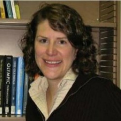 Roessner.Amber_400x400-mug